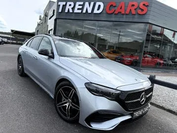 Mercedes-Benz E200