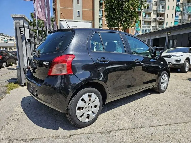 Toyota Yaris 2007 photo 3