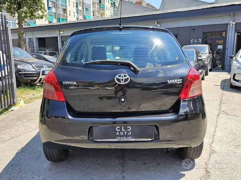 Toyota Yaris 2007 photo 4