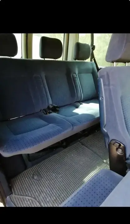 Volkswagen Caravelle 1999 photo 2