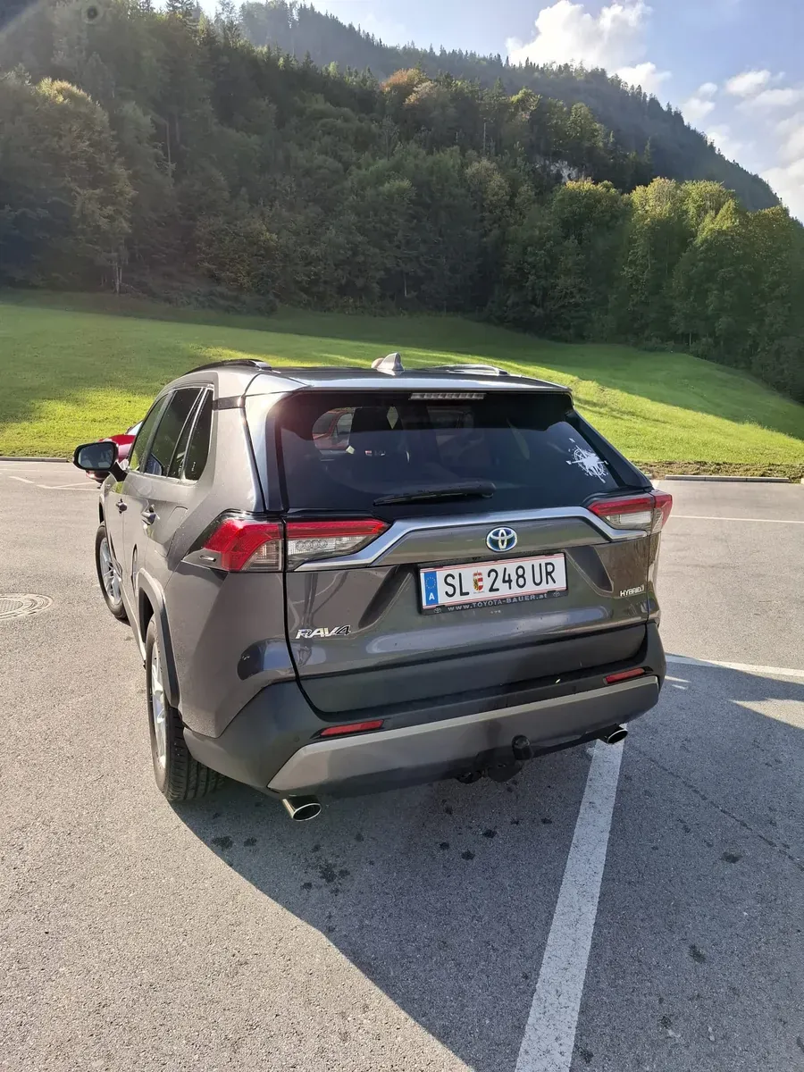 Toyota Rav4 2020 photo 3