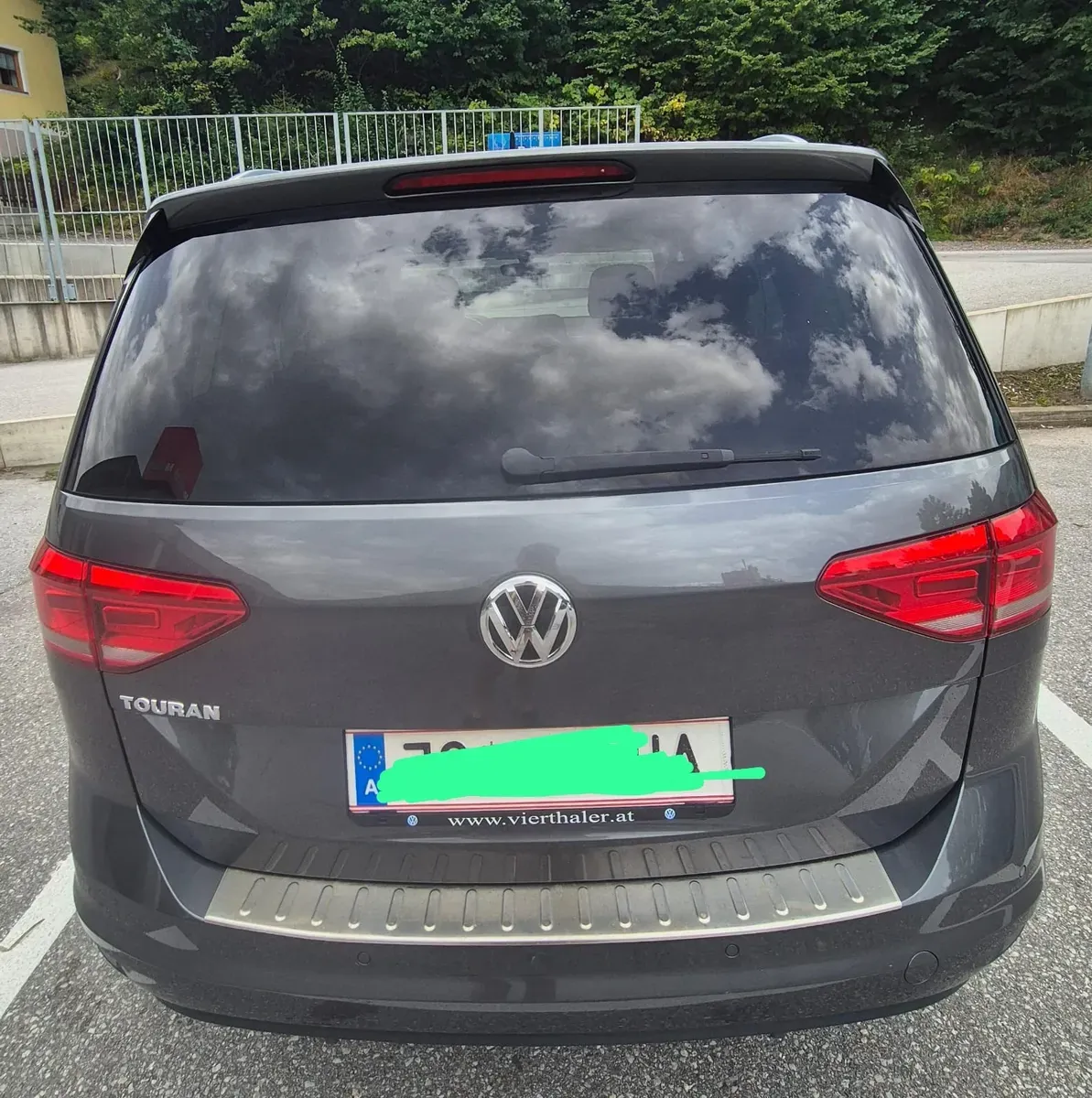 Volkswagen Touran 2018 photo 3