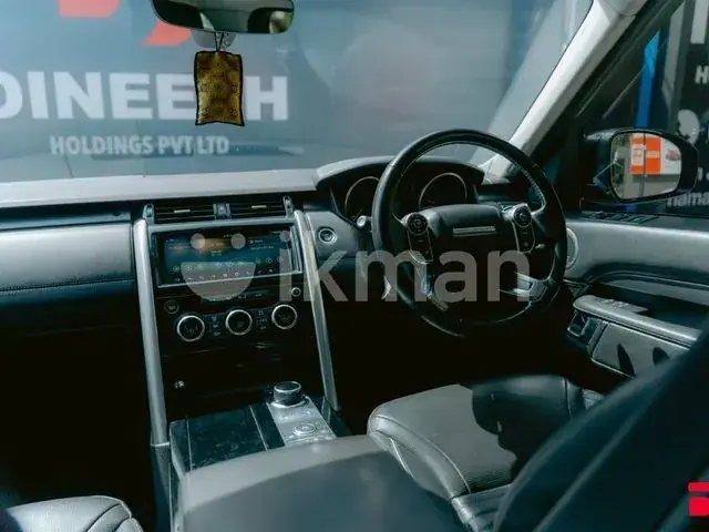 Land Rover Discovery 2019 photo 4