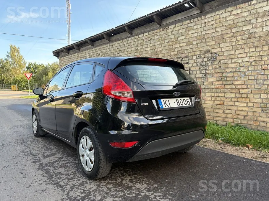 Ford Fiesta 2009 photo 3