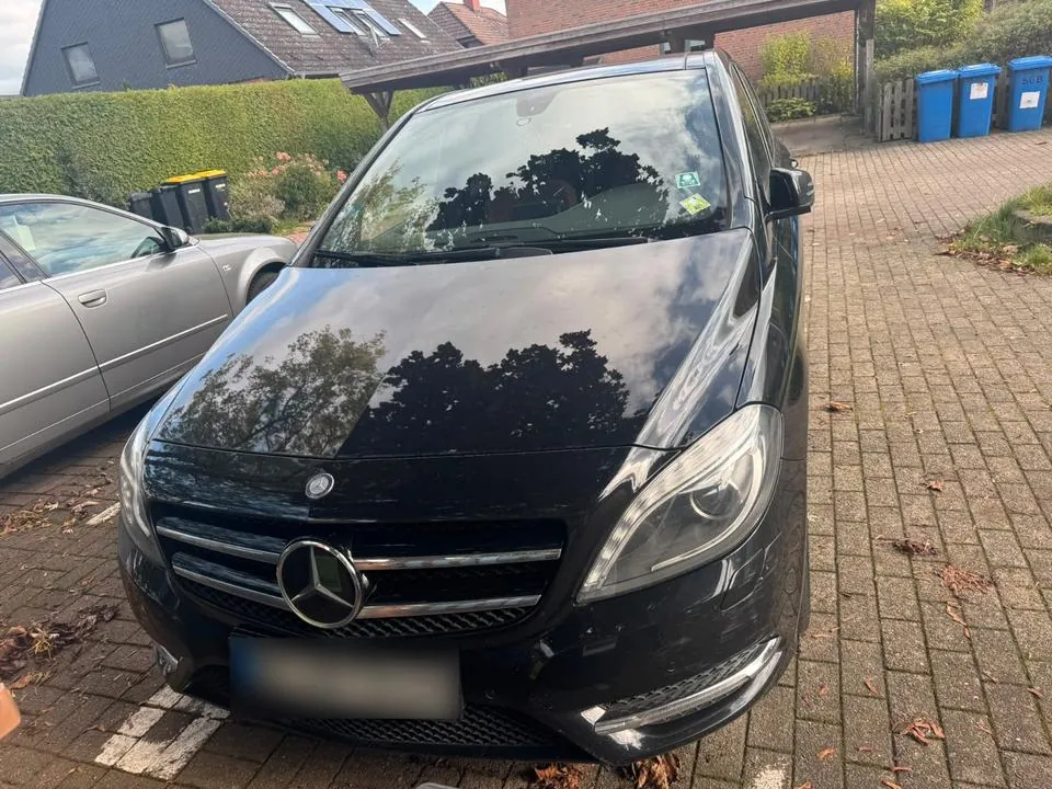 Mercedes-Benz B 250