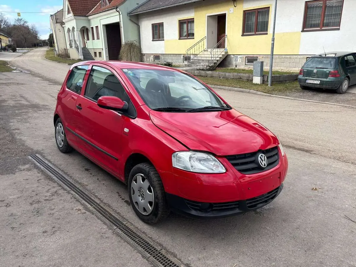 Volkswagen Fox 2006 photo 3