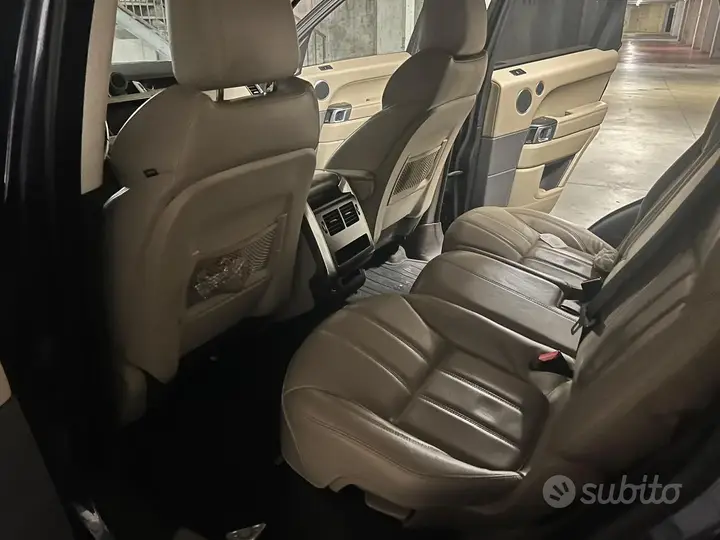 Land Rover Range Rover Sport 2015 photo 4