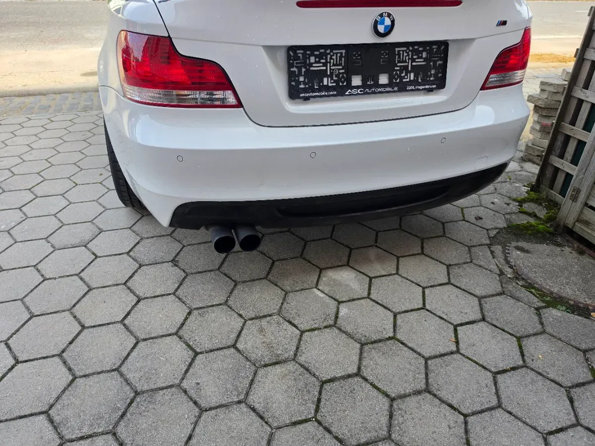 BMW 1 Series 2009 photo 3