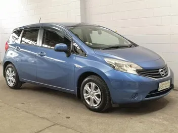 Nissan Note 2014 photo 2
