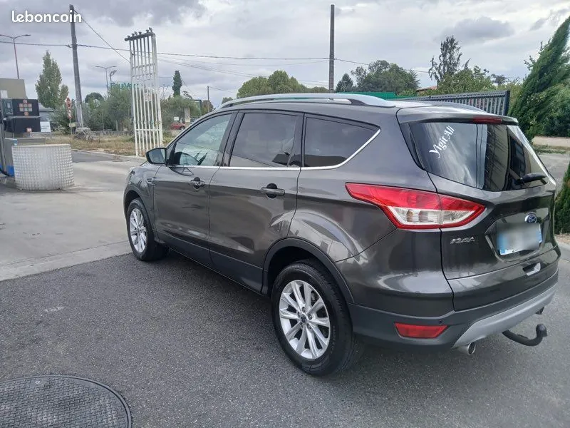 Ford Kuga 2015 photo 2