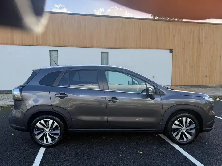 Suzuki S-Cross 2024 photo 3