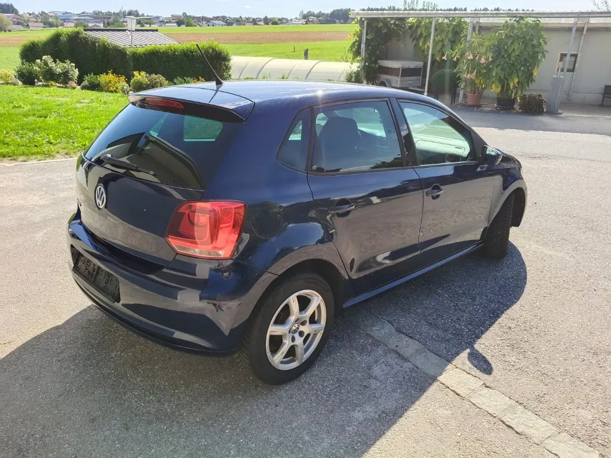 Volkswagen Polo 2009 photo 3