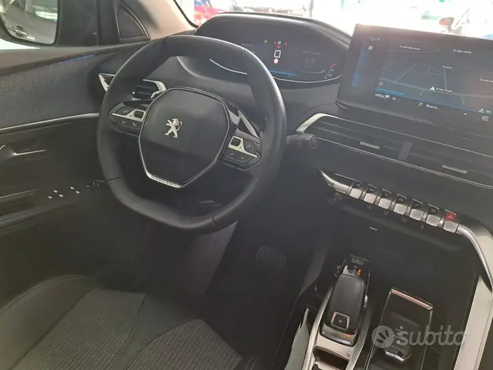 Peugeot 3008 2022 photo 5