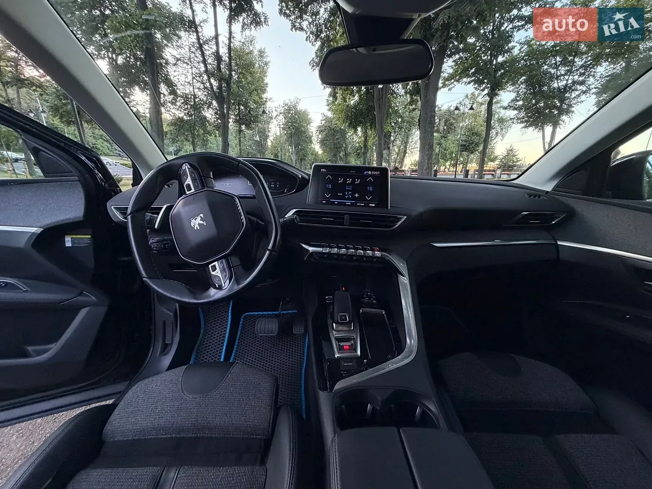 Peugeot 3008 2019 photo 5
