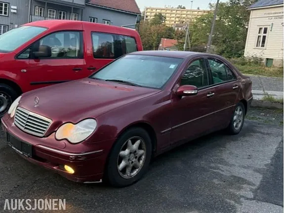 Mercedes-Benz C-Class