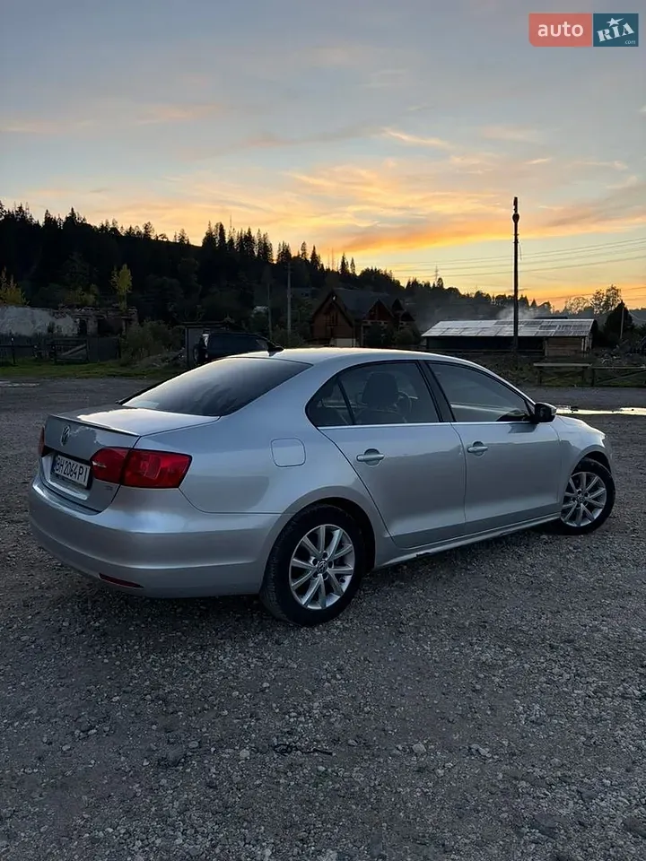 Volkswagen Jetta 2014 photo 3