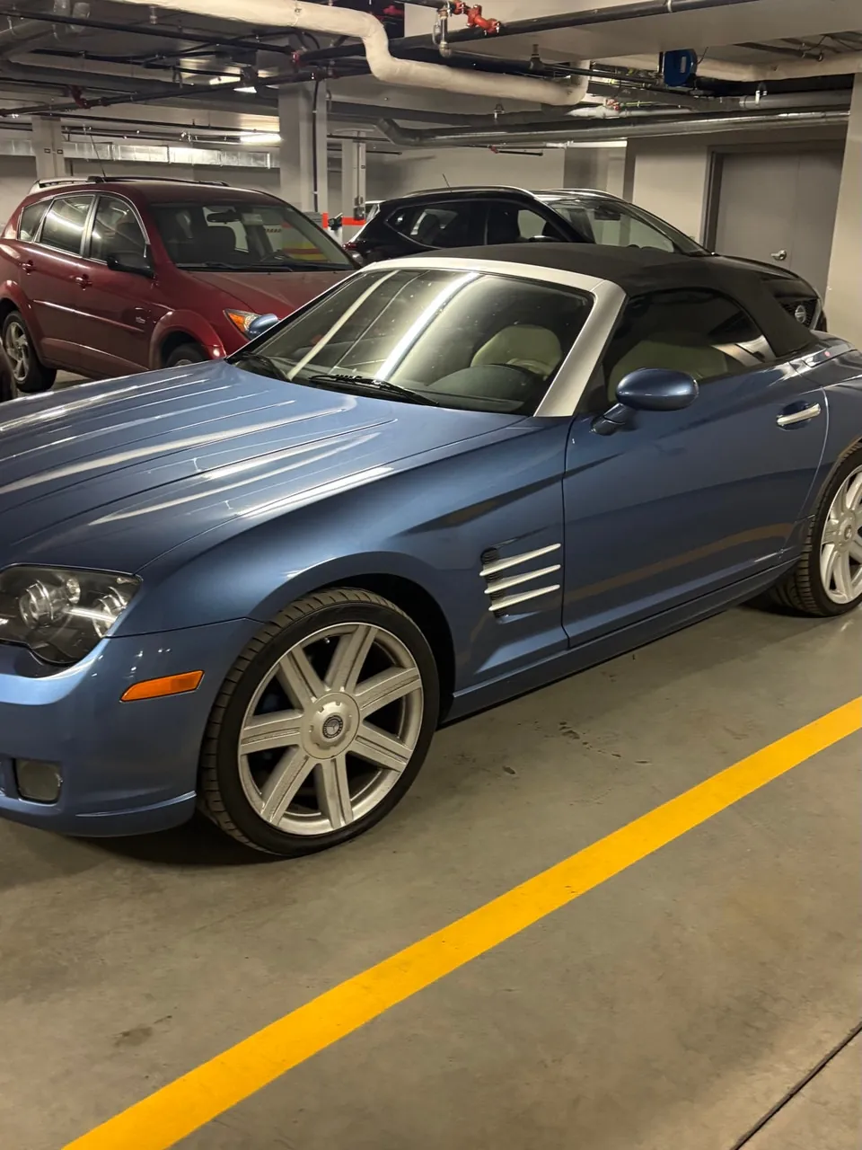 Chrysler Crossfire 2005 photo 2