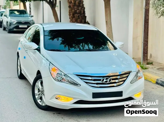 Hyundai Sonata 2012 photo 4