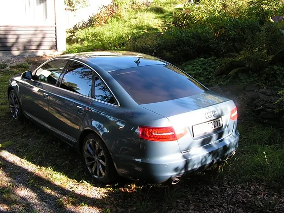 Audi A6 2010 photo 4