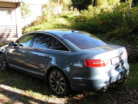 Audi A6 2010 photo 3