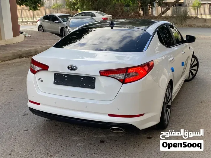 Kia K5 2012 photo 3