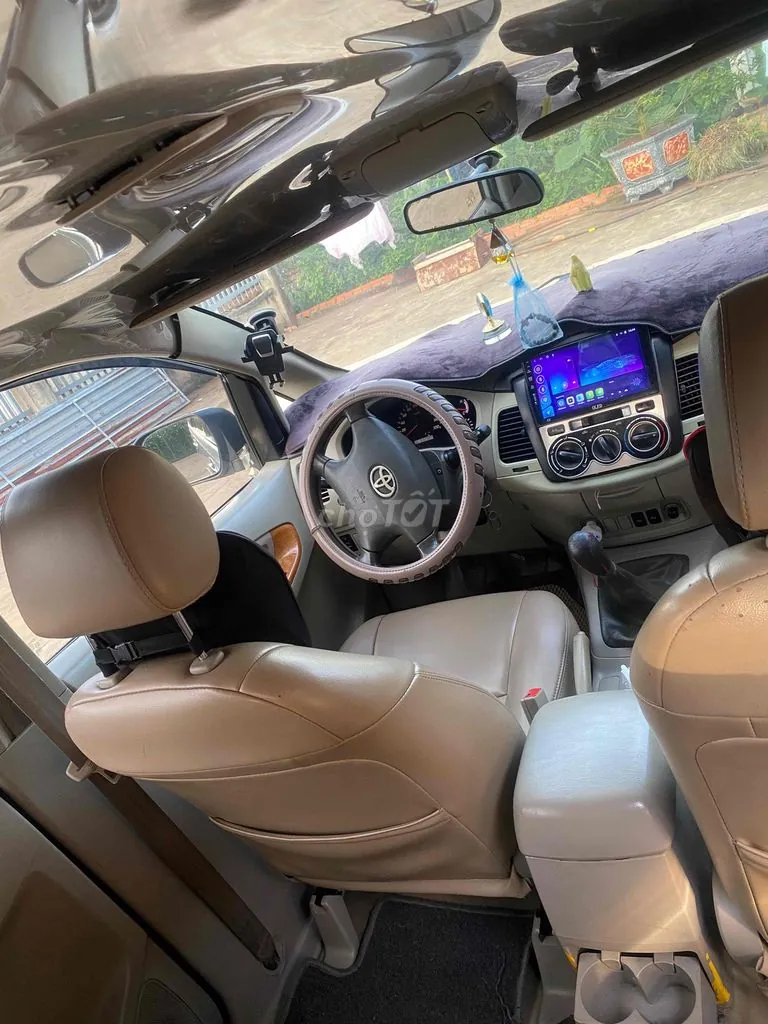 Toyota Innova 2012 photo 5