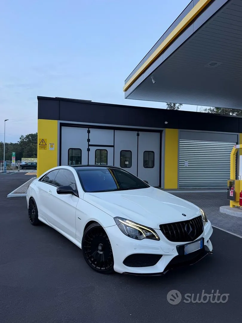 Mercedes-Benz E-Class 2010 photo 2