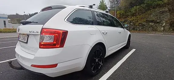Skoda Octavia 2014 photo 5