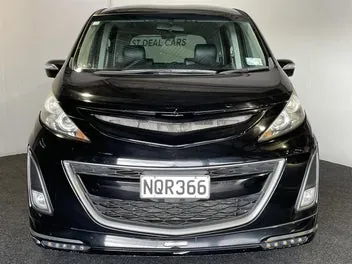 Mazda Biante 2010 photo 3