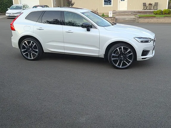 Volvo Xc60 2018 photo 2