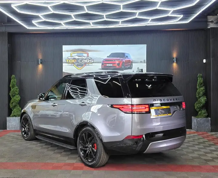 Land Rover Discovery 2019 photo 5