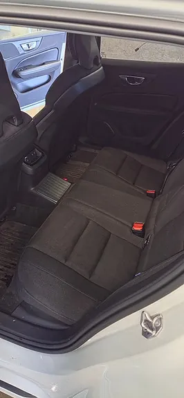 Volvo V60 2022 photo 4