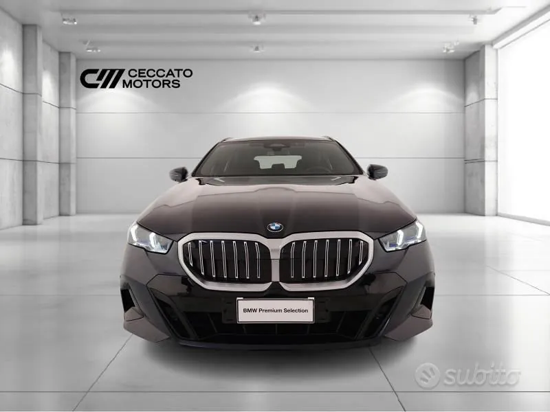 BMW 5 Series 2024 photo 2