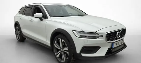 Volvo V60 Cross Country 2022 photo 2