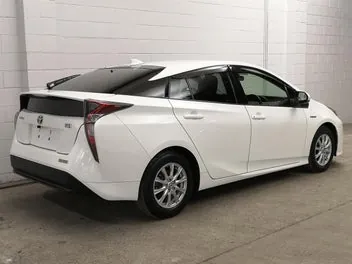 Toyota Prius 2016 photo 3