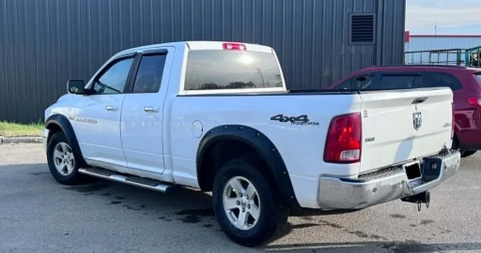 Dodge Ram 1500 2011 photo 4