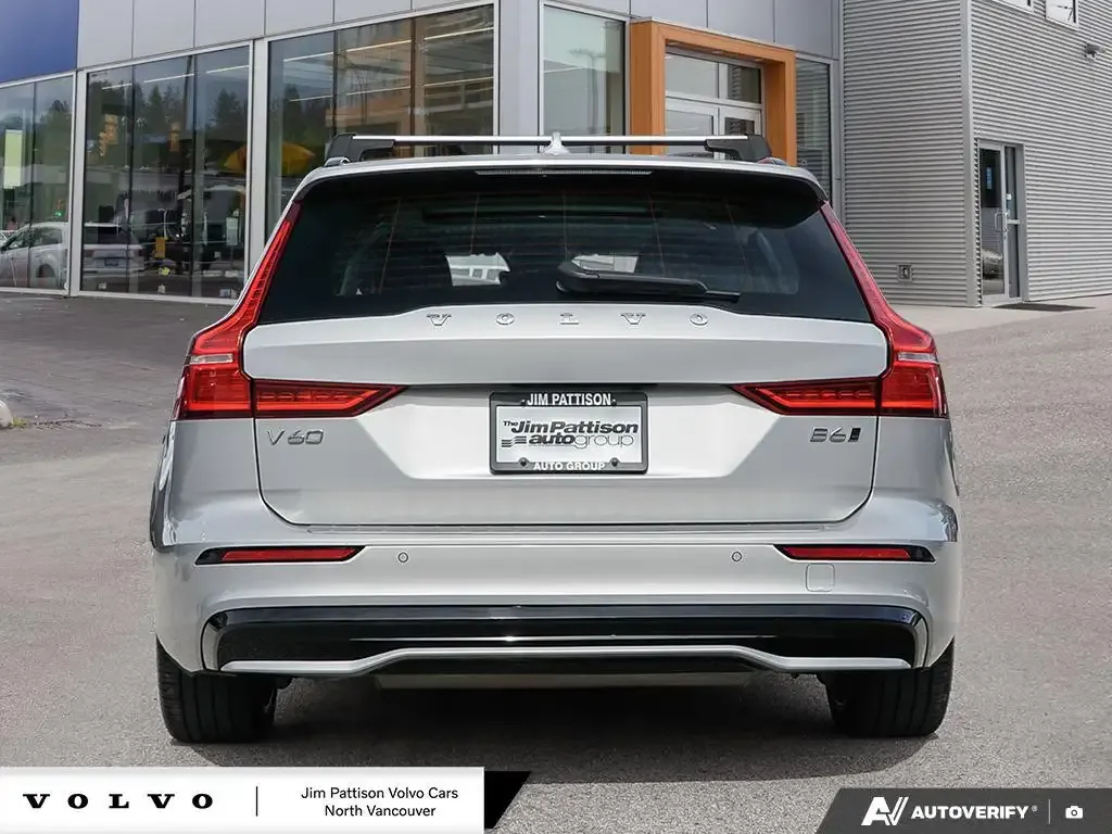 Volvo V60 2023 photo 5