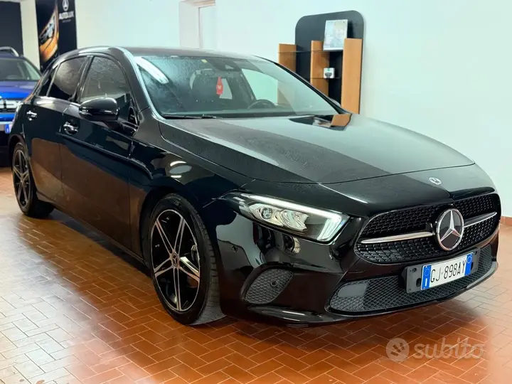 Mercedes-Benz A 180
