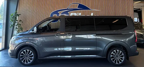 Ford Tourneo Custom 340L 2025 photo 2