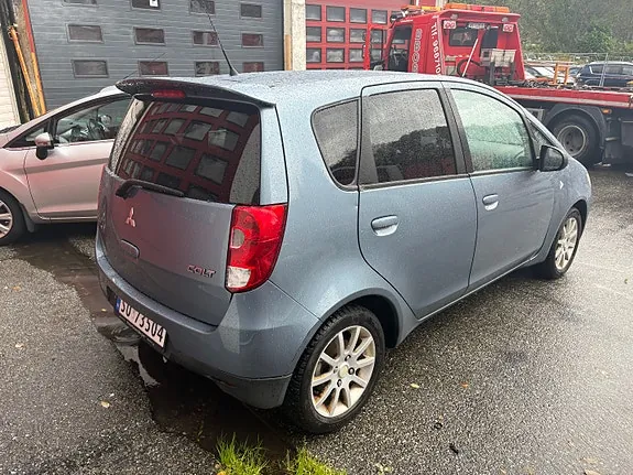 Mitsubishi Colt 2009 photo 3