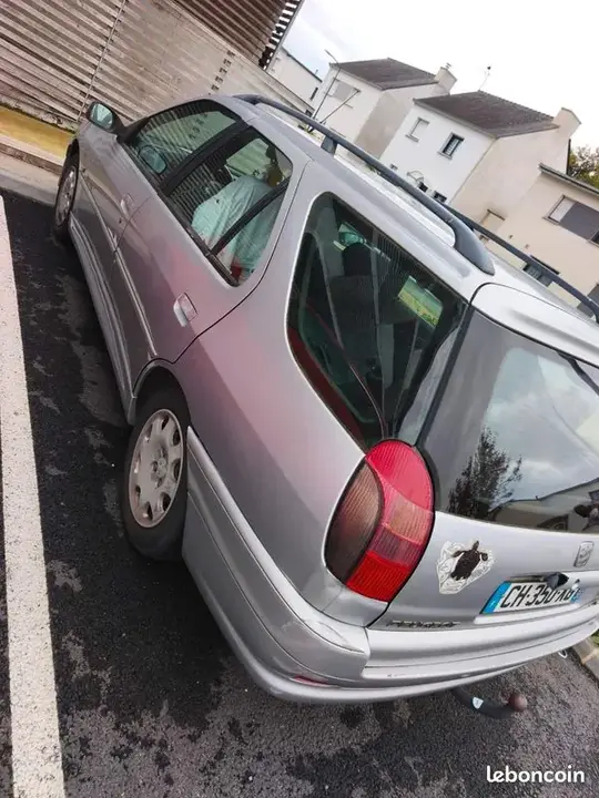 Peugeot 306
