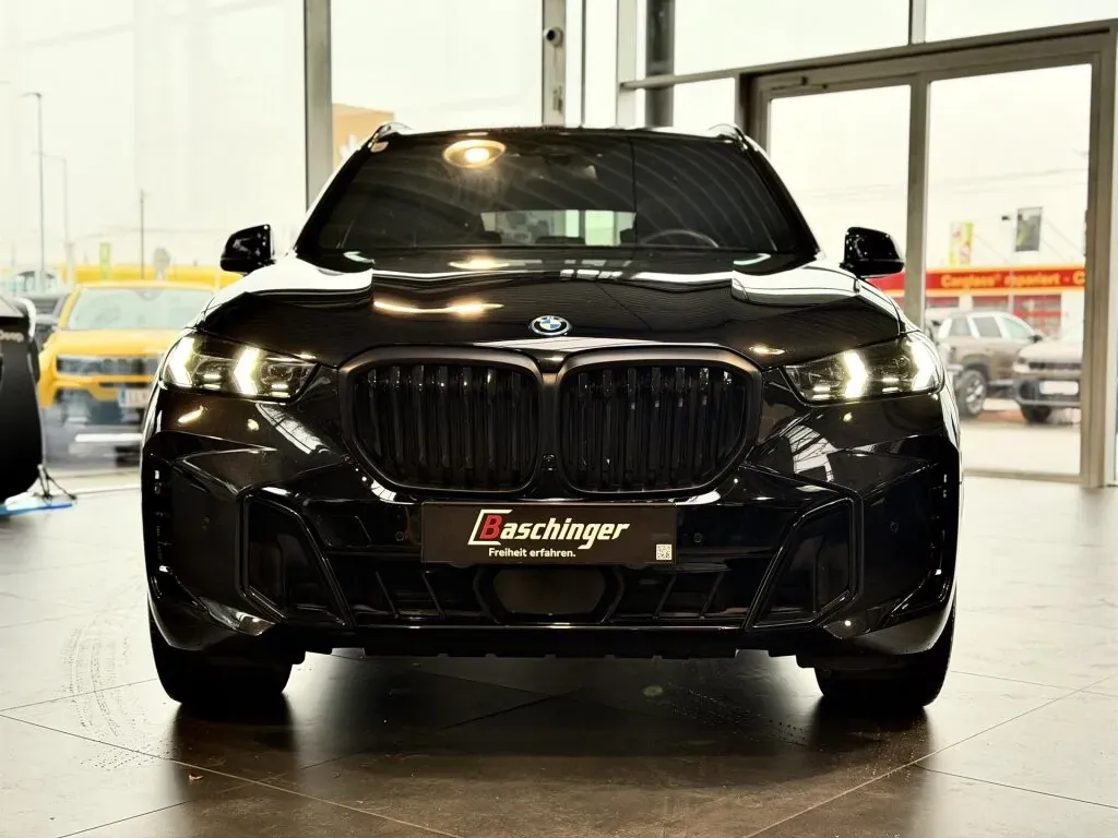 BMW X5 2025 photo 2