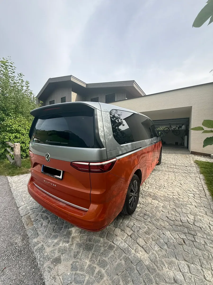 Volkswagen T7 2023 photo 3