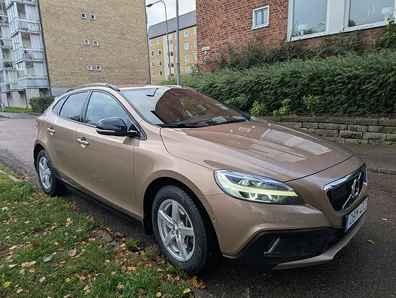 Volvo V40 Cross Country 2017 photo 4