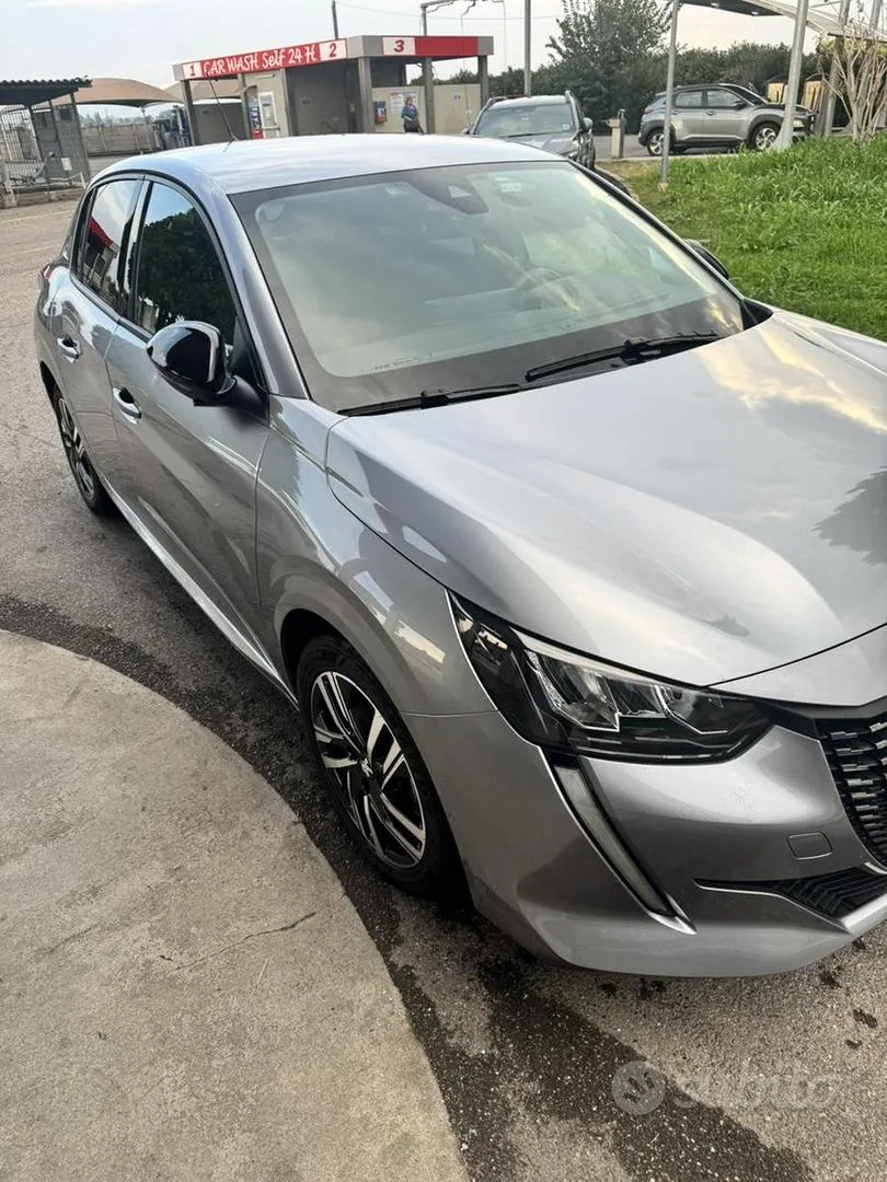 Peugeot 208 2023 photo 4