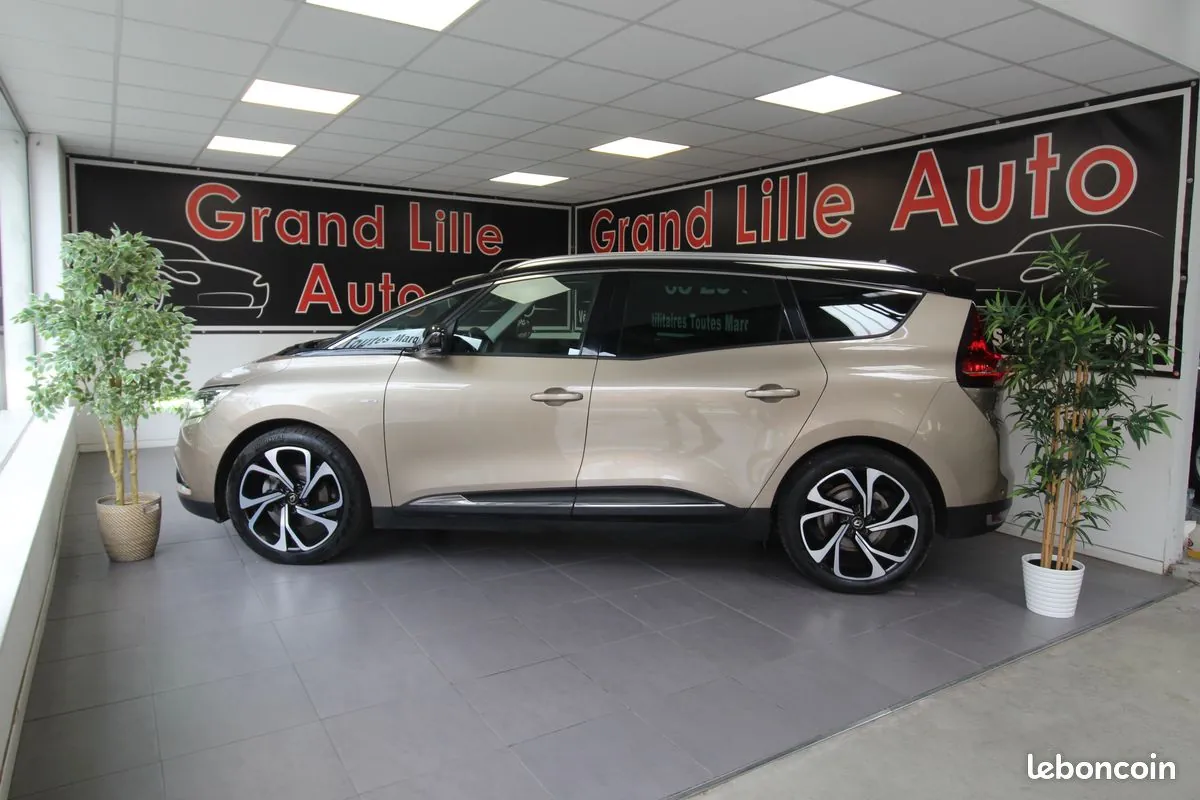 Renault Grand Scenic 2019 photo 2