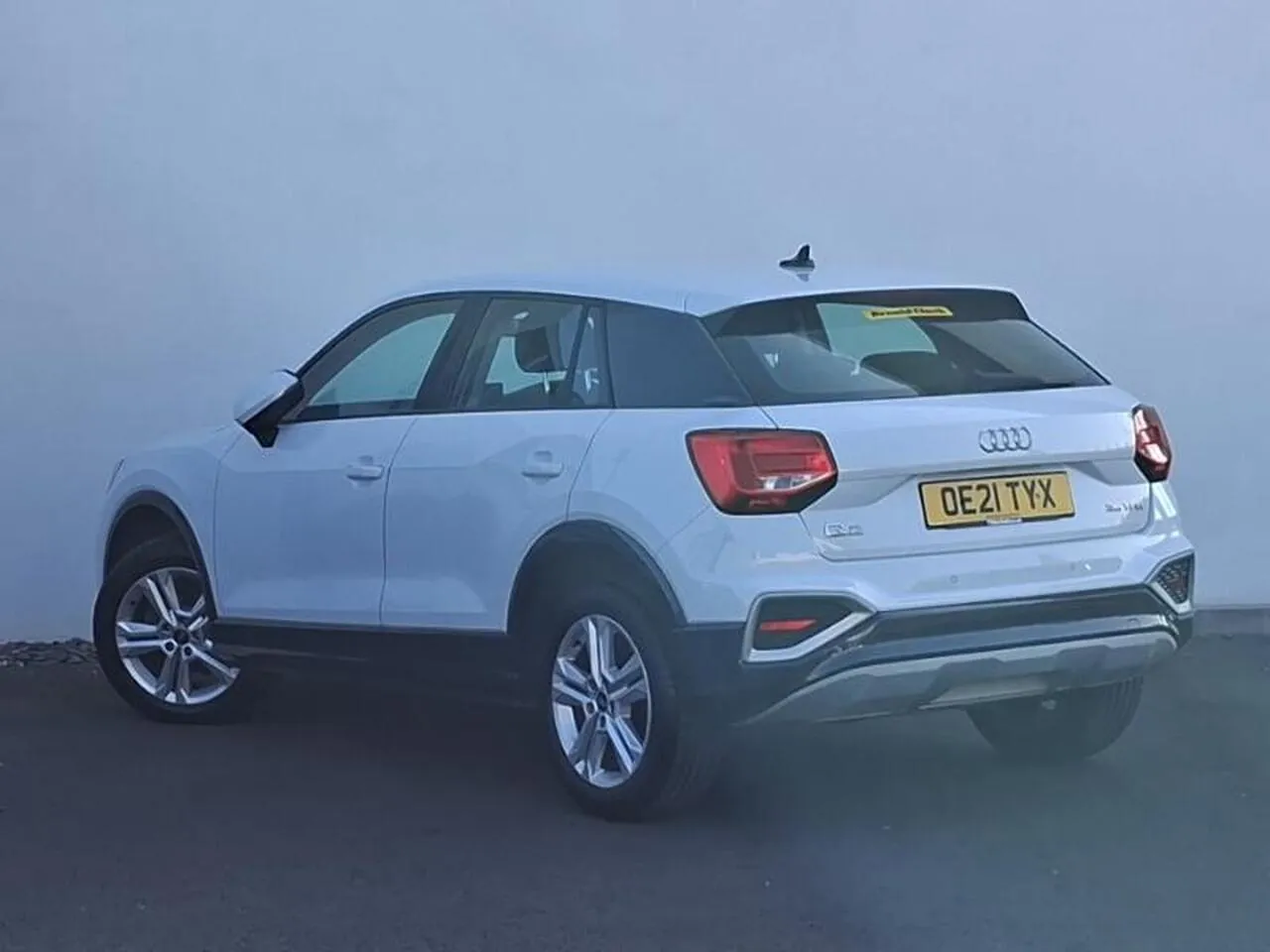 Audi Q2 2021 photo 2