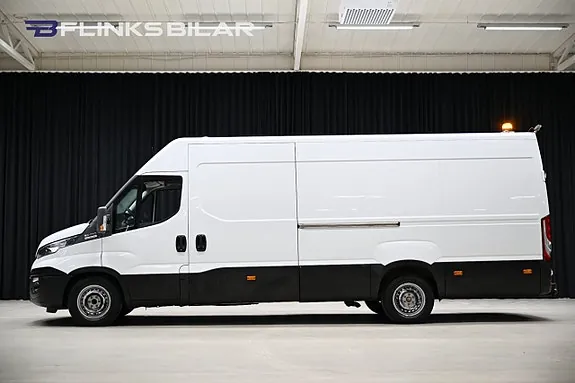Iveco Daily 2015 photo 2