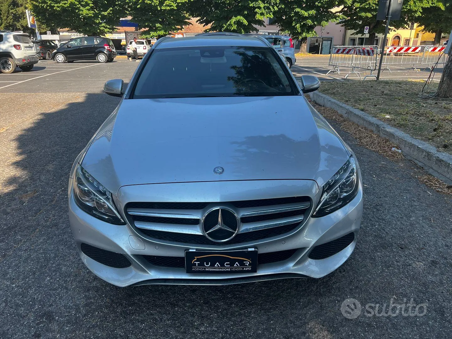 Mercedes-Benz C 220 2015 photo 2