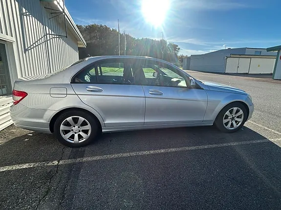 Mercedes-Benz C200 2008 photo 4